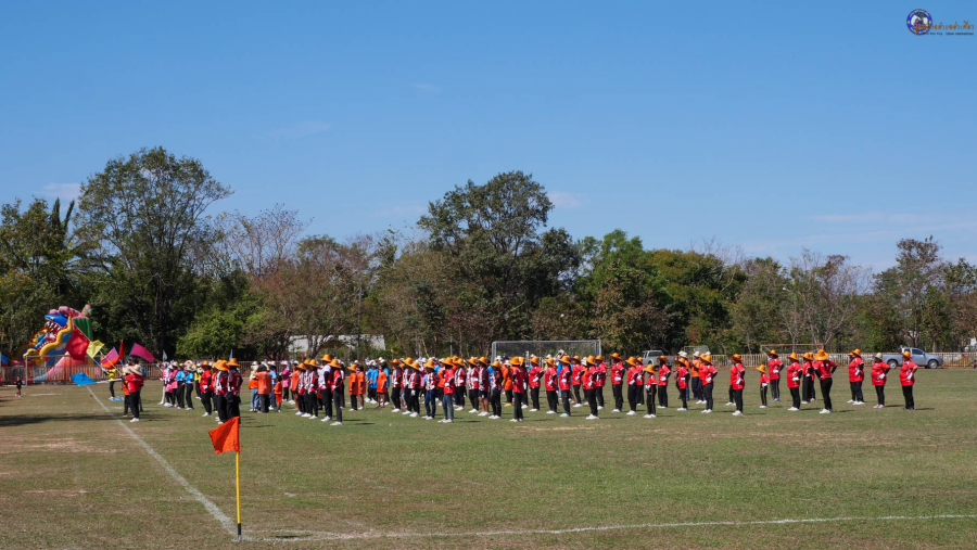 ภาพบรรยายกาศแข่งขันกีฬาพื้นบ้าน/มหาสนุก. กองเชียร์ ?การแข่งขันวอลเล่ย์บอล ⚽️ฟุตบอล 11 คน รอบชิงอันดับที่ 3 รอบชิงชนะเลิศ   กีฬาประชาชนสัมพันธ์เทศบาลตำบลอ่างศิลา