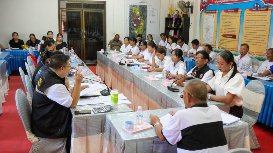 การประชุมจัดงานประเพณีแห่เทียนเข้าพรรษาประจำปี 2569