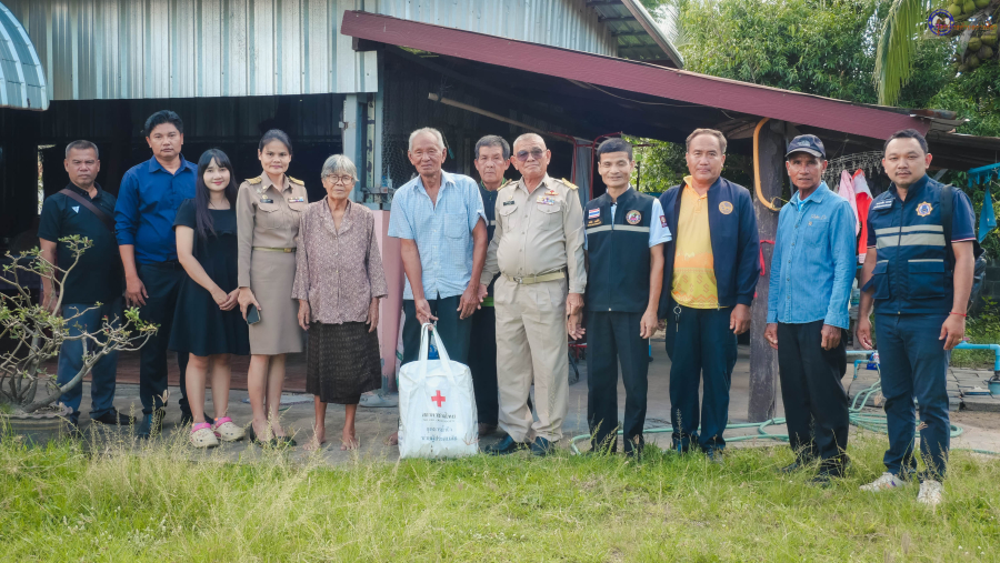 ลงพื้นที่มอบถุงยังชีพช่วยเหลือผู้ประสบเหตุวาตภัย(พายุพัดบ้านเรือนเสียหาย)ในเขตเทศบาลตำบลอ่างศิลา ‼️